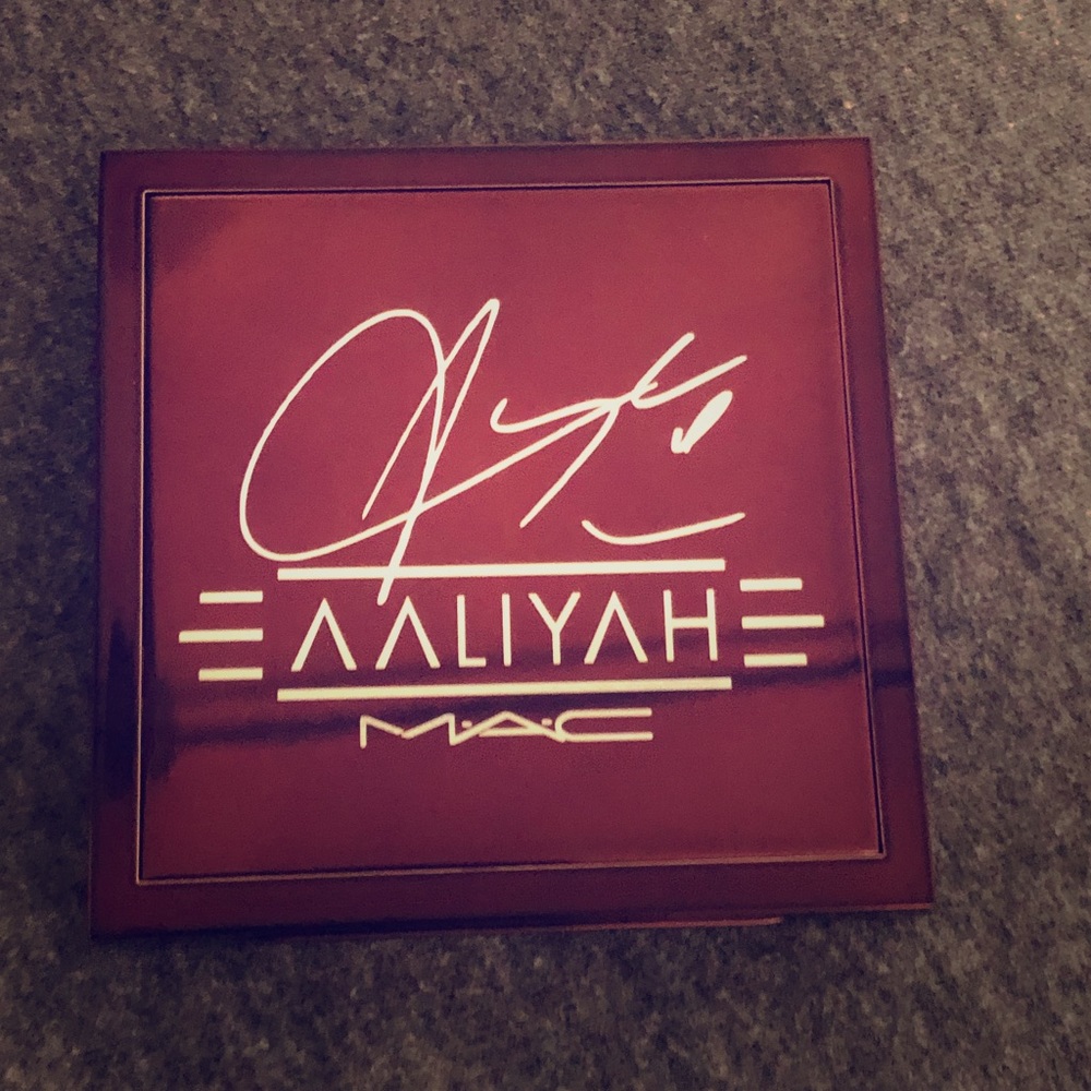 Mac Aaliyah eyeshadow palette